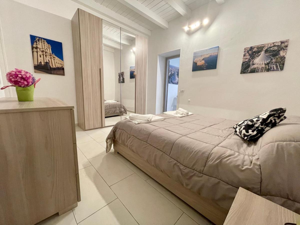 Casa Vacanze Damiano Syracuse Esterno foto