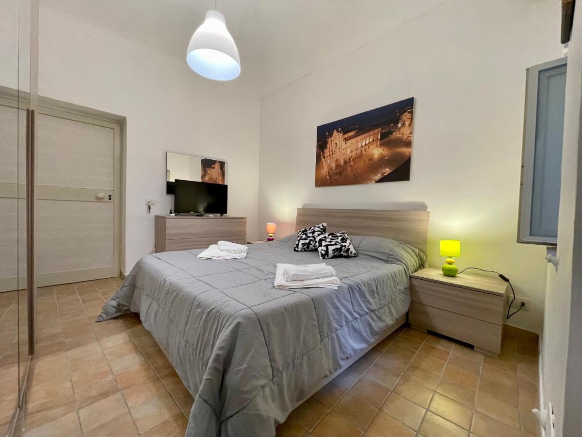 Casa Vacanze Damiano Syracuse Esterno foto